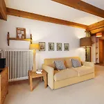Square Poste 341 Apartment