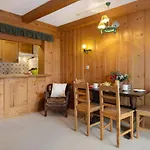 Square Poste 341 Apartment