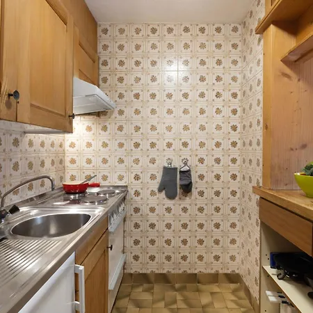 Square Poste 341 By Interhome *