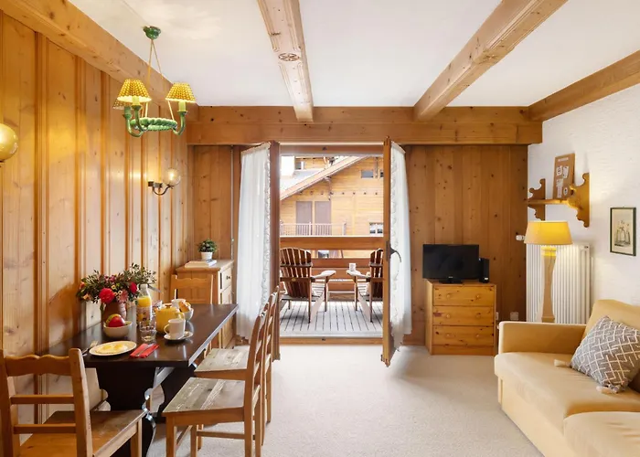 Apartament Square Poste 341 By Interhome